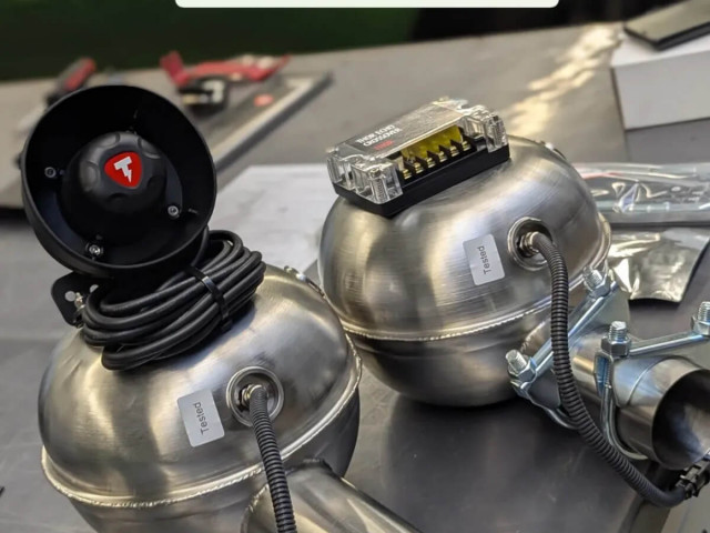 Installation des Thor-Systems auf einem Porsche Taycan Turbo - photo 6
